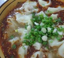 Sichuan-style Dumplings with Medium Spiciness