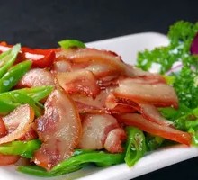 Spicy Green Pepper Pork Snout