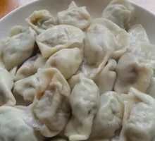 Fresh Pork and Chive Dumplings