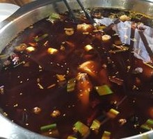 White Crucian Carp Hot Pot
