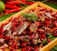 Oil-glazed beef jerky