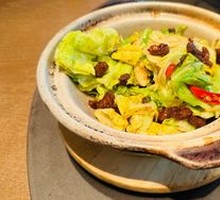 Spicy Stir-Fried Cabbage