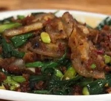 Garlic Shoot Stir-Fry