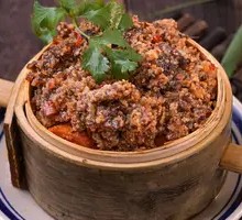 Steamed Beef with Rice Flour