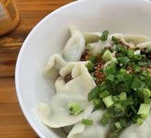 红油水饺