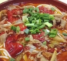 Spicy Pepper Chicken Offal Rice Noodles