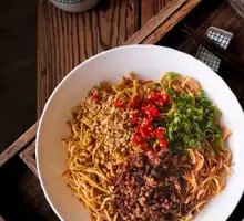 Spicy Noodles with Meat