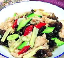 Wood Ear Mushroom and Pork Slices