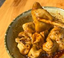 红油水饺