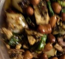 Spicy Oil Rabbit Cubes