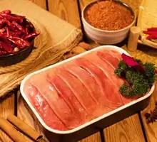 Sliced Pork Kidney with Big Knife