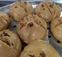 Red Date and Brown Sugar Steamed Bun