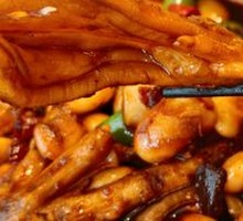 Spicy Braised Duck Feet