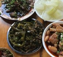 Braised Pork Trotter in Clear Soup