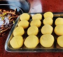 Corn Cake with Edge Bread