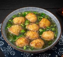 Vegetable Dumpling Soup