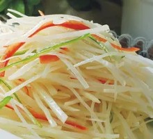 Cucumber and Potato Stir-Fried Rice