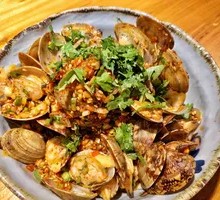 Cold-Mixed Clams