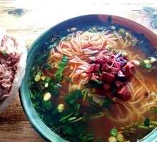 Sour Cabbage Rice Noodle Soup (Red Broth)