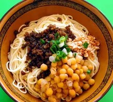 Fried Sauce Rice Noodles