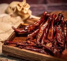 Cured Sausage with Duck Feet