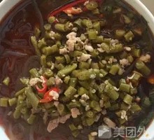 Stewed Pork and Green Bean Noodles