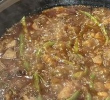 Northeast Stewed Goose in Iron Pot