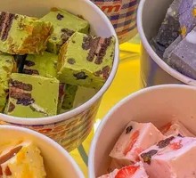 Anmuxi Stir-Fried Yogurt