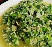 Wild Chives and Egg Stir-Fry