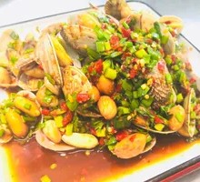 Stir-fried Clams with Aromatics