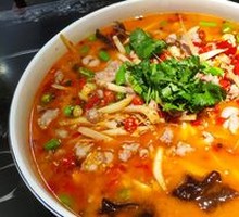 Fresh Spicy Rabbit in Pot