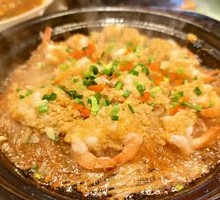 Stewed Shrimp with Garlic and Vermicelli in Pot