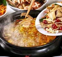 Mushroom Soup with Pork Ribs