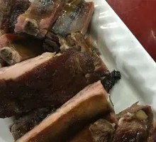 Smoked and Marinated Pork Ribs
