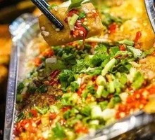 Spicy Garlic Tofu with Flour Coating