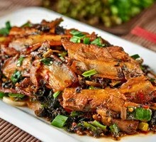 Spicy Salted Vegetable Stir-fry with Pork