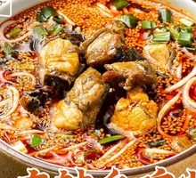 Spicy Black Chicken Noodles