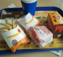 Double-Layer Sichuan Peppercorn Roasted Pork Burger