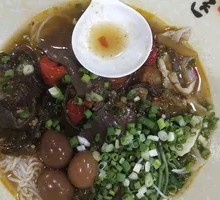 Pickled Pepper Duck Blood Knife-Sliced Noodles