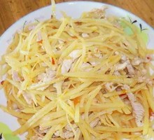 Potato Shredded Pork Rice Bowl