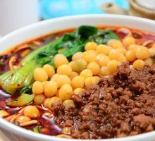Premium Pea and Meat Sauce Noodles