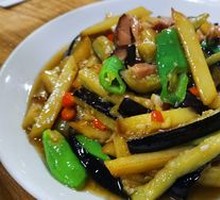 Potato and Eggplant Stir-fry with Preserved Pork