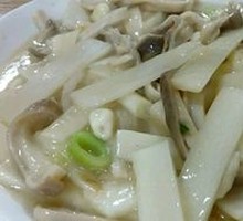 Bamboo Shoot and Pig Tripe Stir-fry