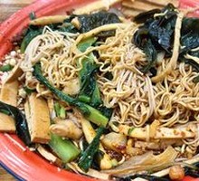 Instant Noodles Cake