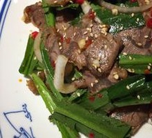 Wild Vegetable Salad with Beef Shank