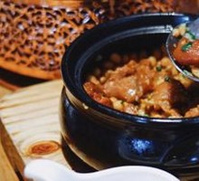 Braised Pig Trotters in Brown Sauce