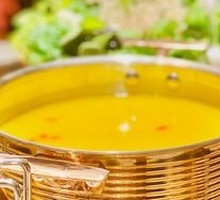 Chicken Wing Soup with Organic Vegetables