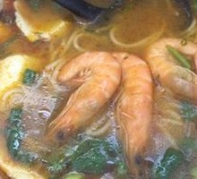 Clam and Shrimp Rice Noodles