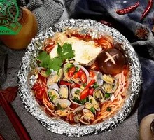 Classic Clam Rice Noodles