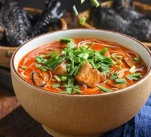 Braised Meat Silver Noodles